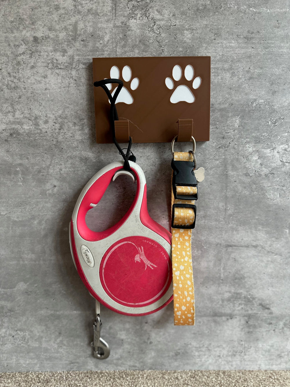 Personalised  Paw Print (2 Paws) Dog Lead Hook | 3D Printed | Unique Personalised Gifts)